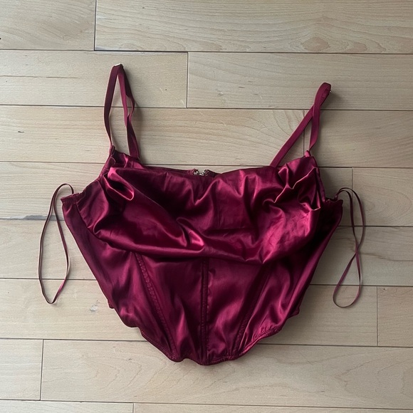 Red Lexi Satin Cowl Neck Corset Top - Picture 3 of 7